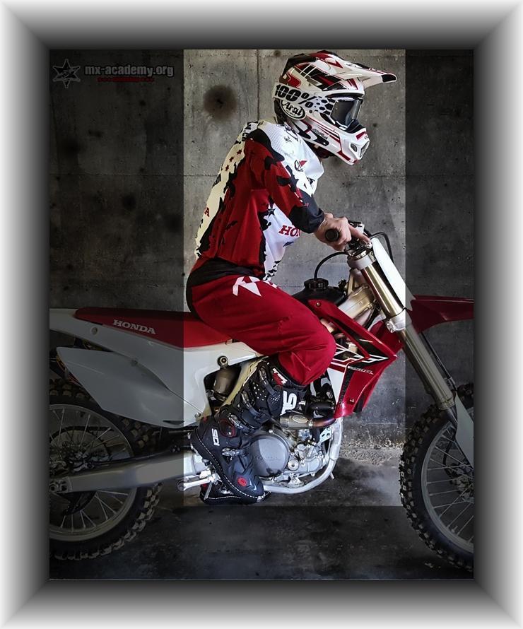 Motocross Bekleidung – Motocross Bekleidung im Motocross Shop Schweiz